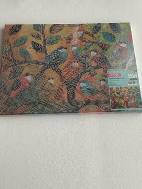 The Spring Shop Diamond Painting Accessories - Green and Orange Drills